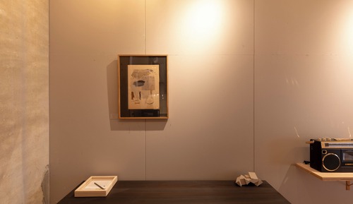 Habitación básica con 2 camas individuales, vistas a la ciudad