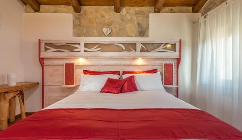 Habitación triple, vistas al jardín