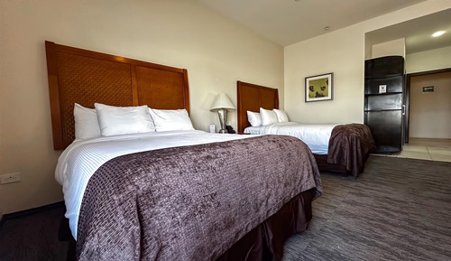 Habitación estándar, 2 camas de matrimonio, accesible para personas con discapacidad, no fumadores