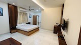 Deluxe Double or Twin Room, City View