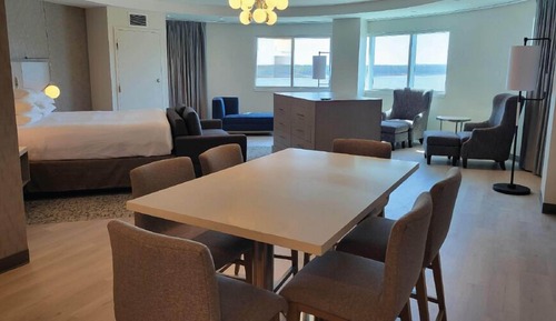 Habitación junior, 1 cama de matrimonio grande, no fumadores, vistas al río