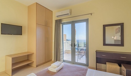 Apartment, Sea View, Poolside