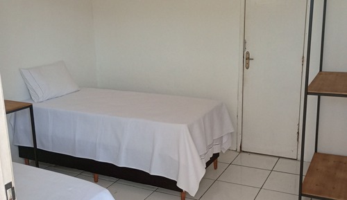 Habitación Business con 1 cama doble o 2 individuales