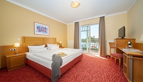 Doppelzimmer Landseite 3. oder 4. Etage