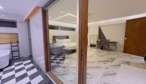 Suite Signature