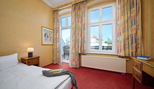 Familienzimmer mit Balkon