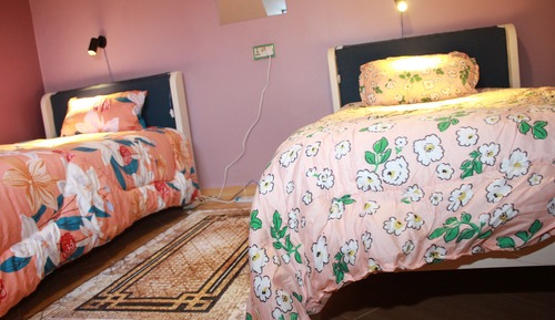 Habitación económica con 1 cama doble o 2 individuales, vistas al valle
