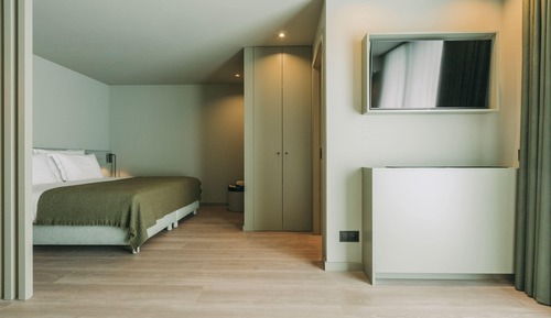 Estudio exclusivo, vistas al jardín