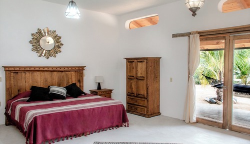 Habitación superior, vistas al jardín