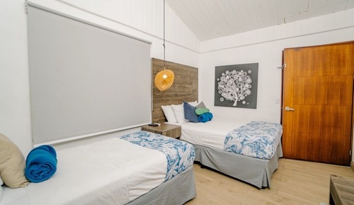 Habitación triple estándar, accesible para personas con discapacidad, baño privado