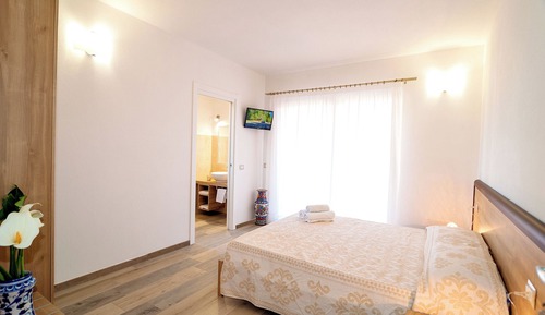 Habitación doble superior, vistas al jardín