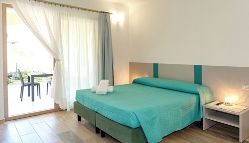 Habitación Deluxe con 1 cama doble o 2 individuales, vistas al jardín