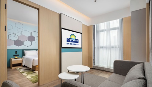 Suite Business, 1 cama de matrimonio grande con sofá cama, fumadores