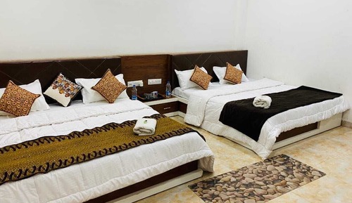 Habitación clásica con 1 cama doble o 2 individuales