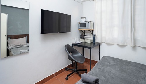 Estudio básico, vistas a la ciudad