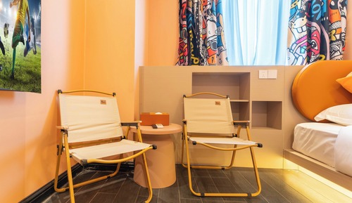 Habitación clásica doble, 1 cama de matrimonio, frigorífico, vistas a la ciudad