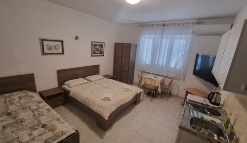 Suite estudio Confort, cocina básica, vistas a la montaña