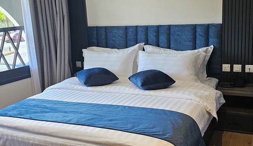 Habitación estándar, 1 cama doble, vistas a la ciudad