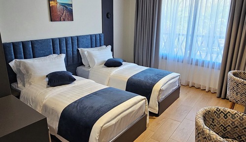 Habitación estándar con 2 camas individuales, vistas a la ciudad