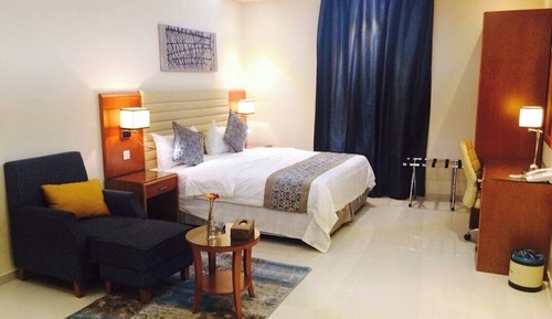 Suite estudio Deluxe, 1 cama de matrimonio grande, cocina, vistas a la ciudad