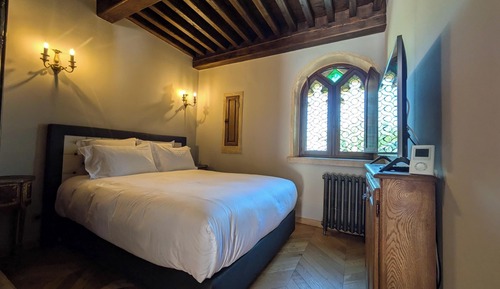 Chalet tradicional, vistas al canal