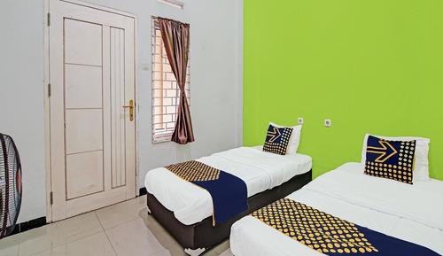 Habitación con 2 camas individuales