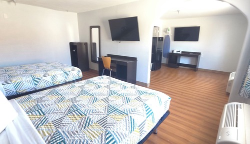 Habitación estándar, 2 camas de matrimonio, no fumadores