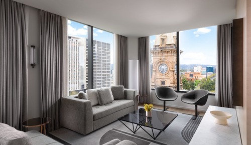 Suite ejecutiva, 1 cama de matrimonio grande, no fumadores, en una planta alta