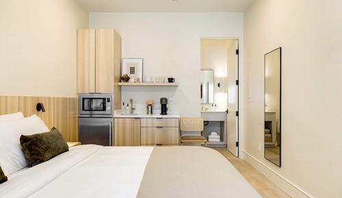 Estudio de diseño, 1 cama de matrimonio grande