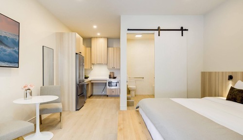 Estudio ejecutivo, 1 cama de matrimonio grande
