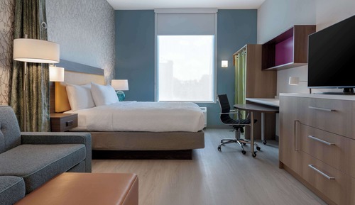 Suite estudio, 1 cama de matrimonio grande (Roll-In Shower)