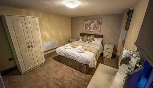 Estudio, baño privado