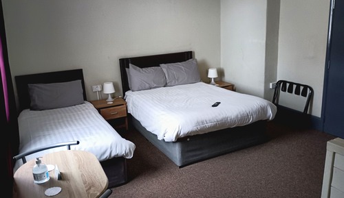 Habitación triple clásica