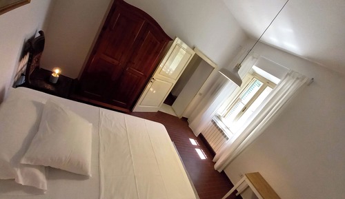 Apartamento, 2 habitaciones, balcón, vistas al parque