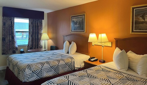 Habitación Deluxe, 2 camas de matrimonio, fumadores, frigorífico y microondas