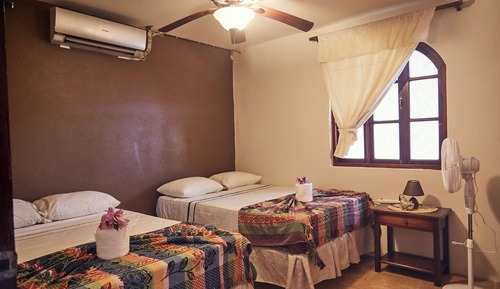 Habitación estándar con 1 cama doble o 2 individuales, 1 cama de matrimonio