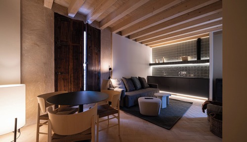 Apartamento superior, 1 cama de matrimonio grande con sofá cama, no fumadores, cocina