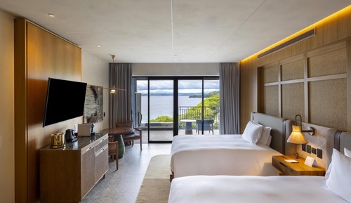 Ocean View 2 Queens Room - Plunge Pool