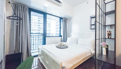 Estudio Deluxe, balcón, vistas a la piscina