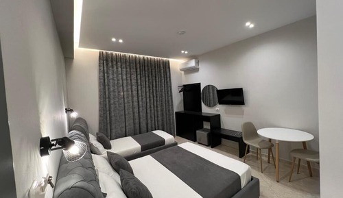Habitación triple de lujo, balcón