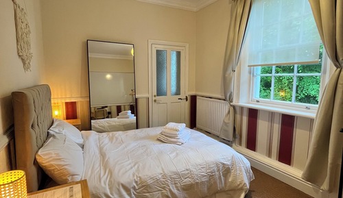 Habitación doble, vistas al jardín (Not Pet friendly)