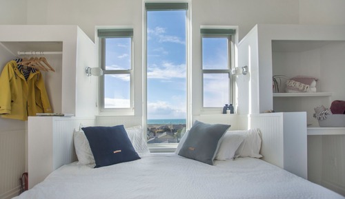 Habitación panorámica, 1 cama de matrimonio grande, bañera de hidromasaje, vistas al mar