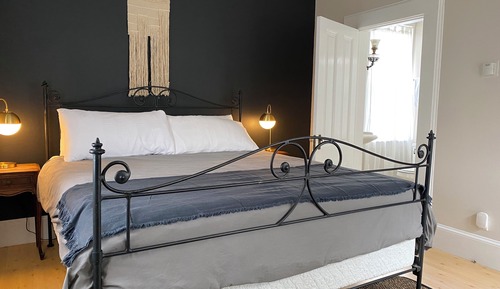 Habitación romántica, 1 cama de matrimonio grande, vistas al jardín