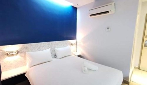 Habitación estándar con 2 camas individuales, 1 cama de matrimonio