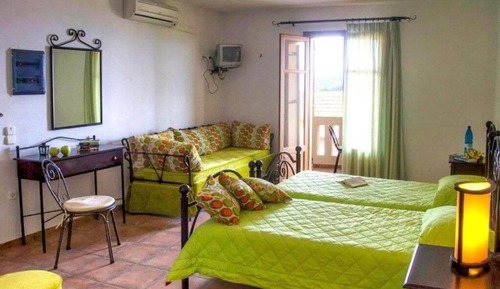 Habitación triple básica