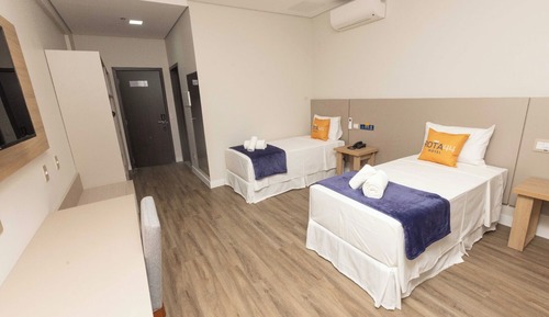 Habitación estándar con 2 camas individuales