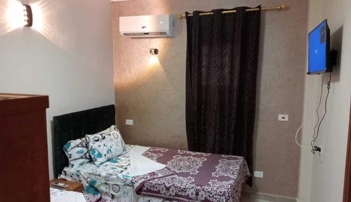 Habitación básica con 1 cama doble o 2 individuales