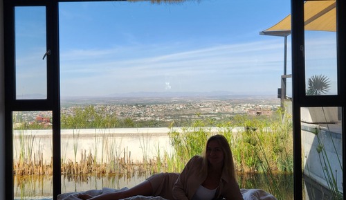 Loft de luna de miel, varias camas, no fumadores, vistas a la montaña