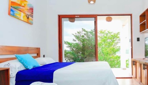 Habitación Deluxe doble, 1 cama de matrimonio grande, vistas a la laguna