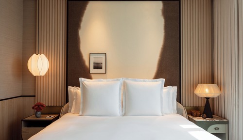Deluxe King Lusail View Room